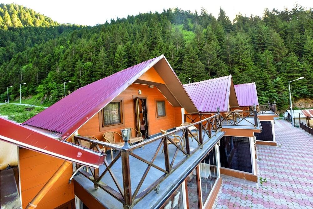 Узунгёль: Ada Bungalow Hotel