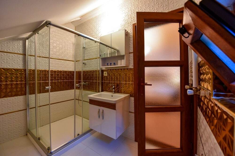 Узунгёль: Ada Bungalow Hotel