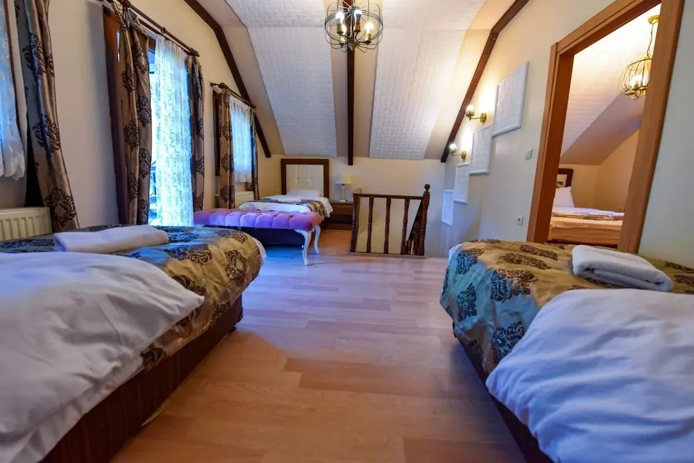 Узунгёль: Ada Bungalow Hotel