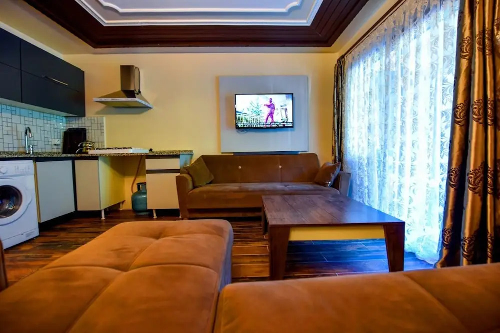 Узунгёль: Ada Bungalow Hotel