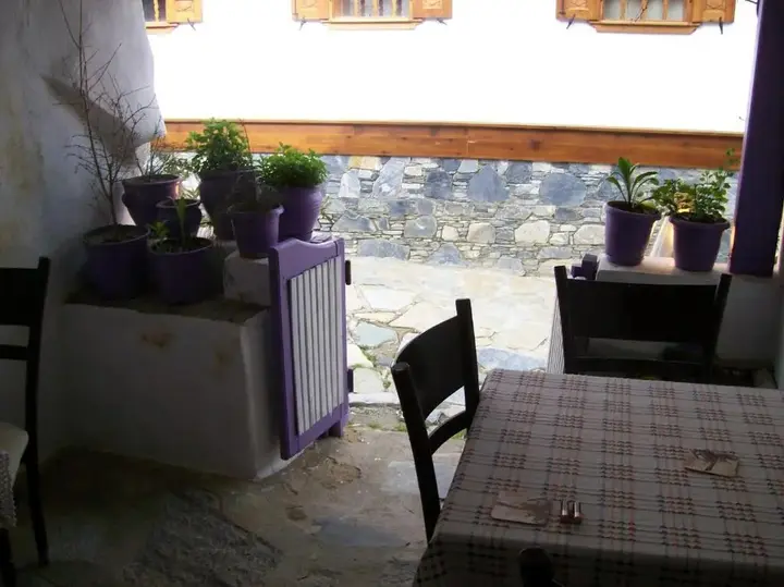 Шириндже: Dionysos Pension