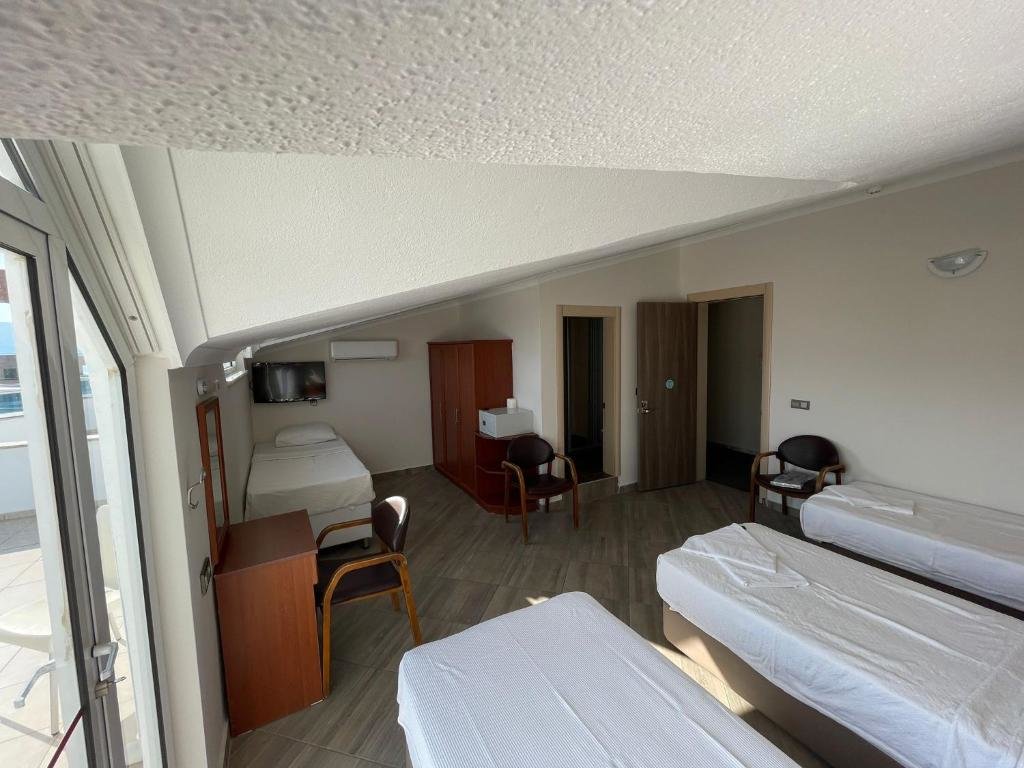 Мармарис: Adler Hotel