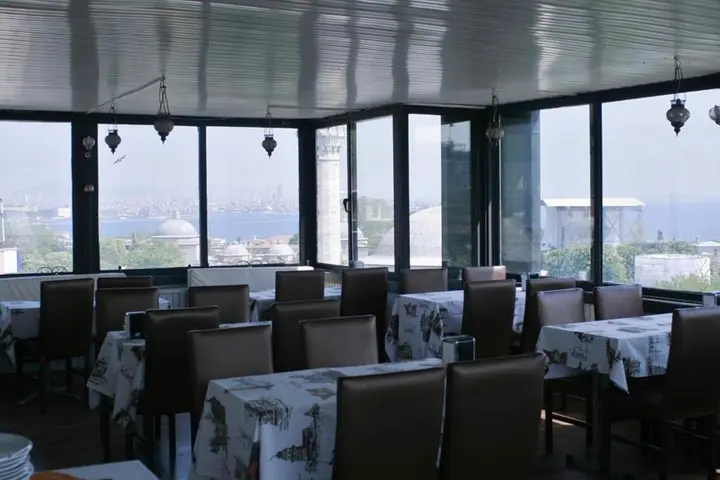 Стамбул: Esra Sultan Petrol Hotel