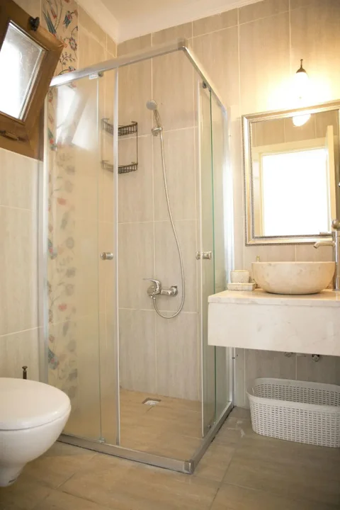 Голькой: Karianda Hotel
