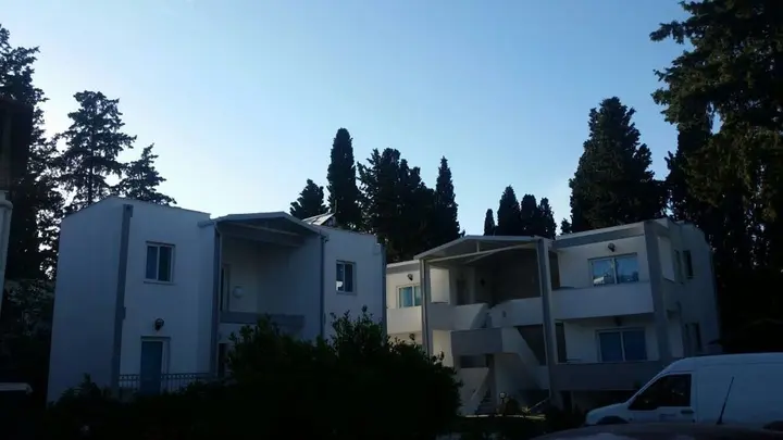 Бодрум: Отель Çamlıköşk Apart Otel