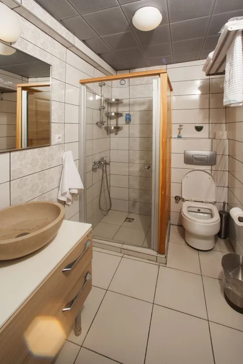 Бозджаада: Iola Hotel