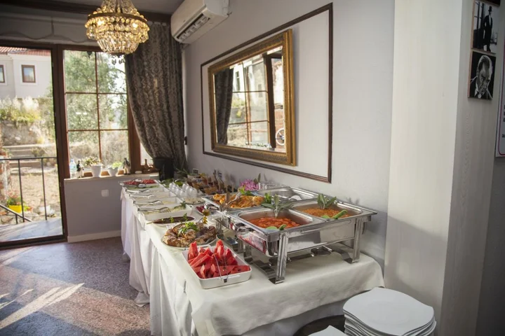 Бозджаада: Iola Hotel