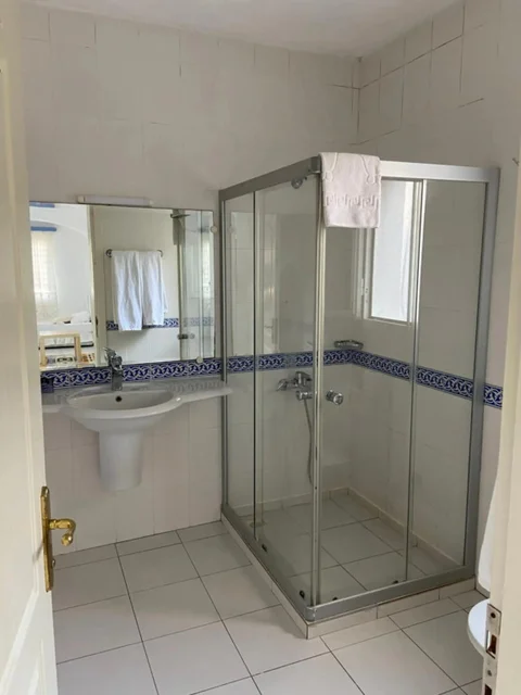 Торба: Omar Hotel & Suites