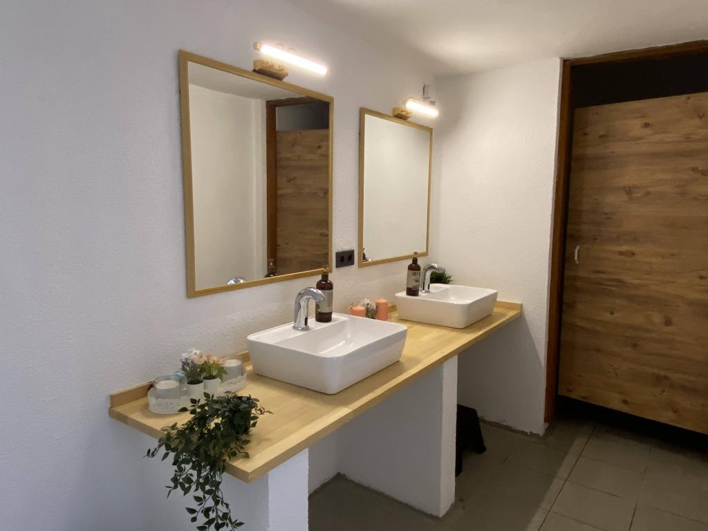 Торба: Omar Hotel & Suites