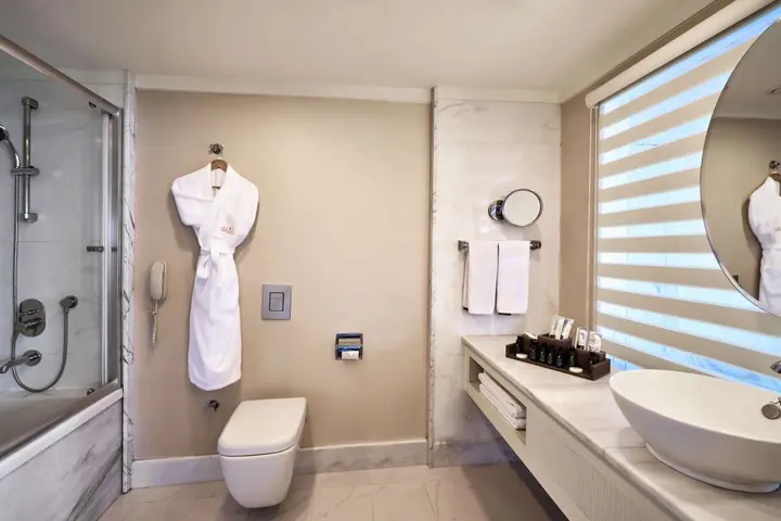 Анталья: Rixos Downtown Antalya All Inclusive - The Land of Legends Access