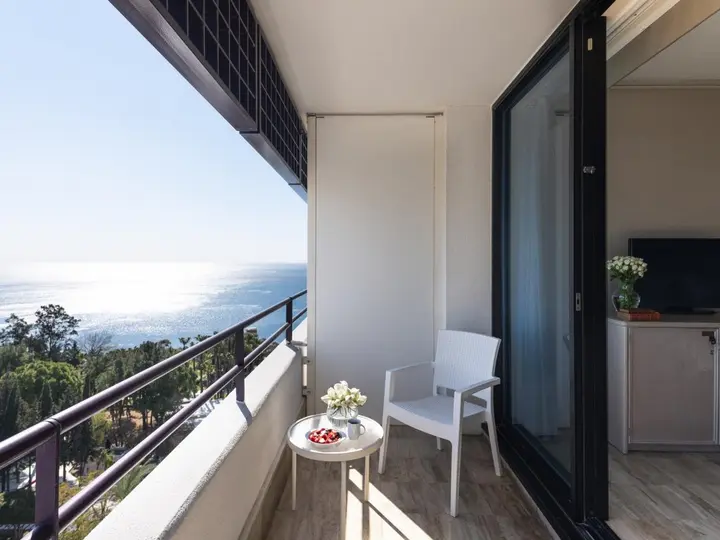 Анталья: Rixos Downtown Antalya All Inclusive - The Land of Legends Access