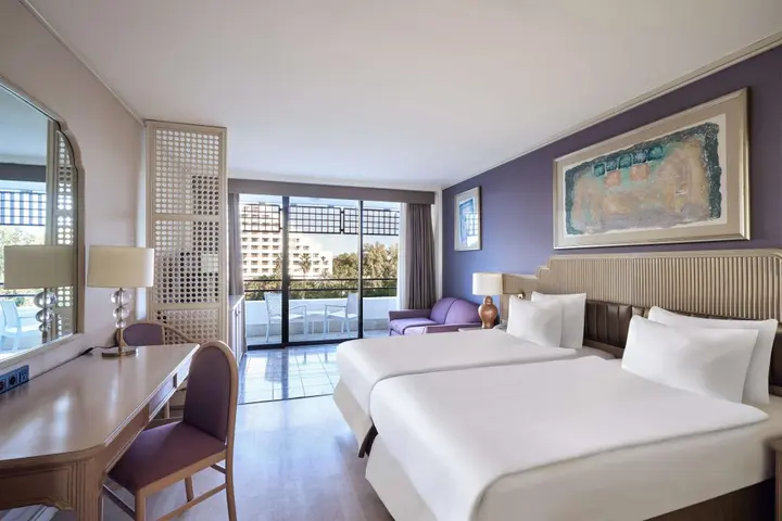 Анталья: Rixos Downtown Antalya All Inclusive - The Land of Legends Access