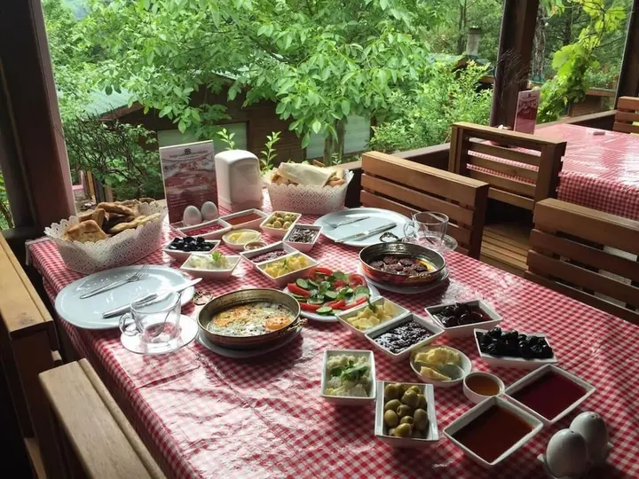 Карабюк: Doga Cafe Ve Ruzgar Konaklama