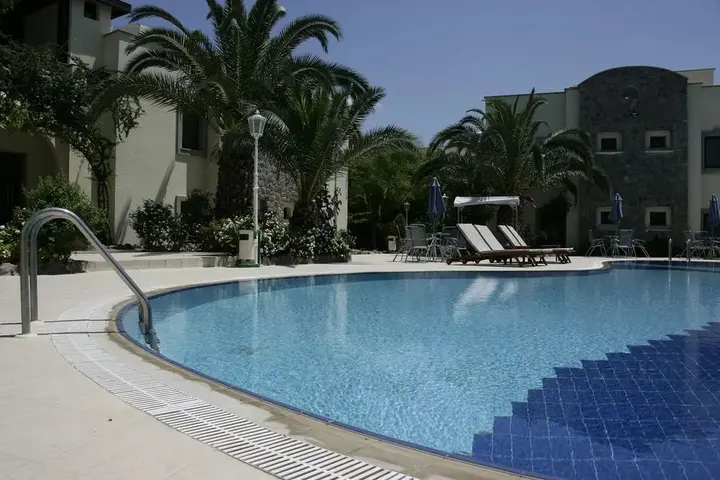 Голькой: Bella Garden Hotel