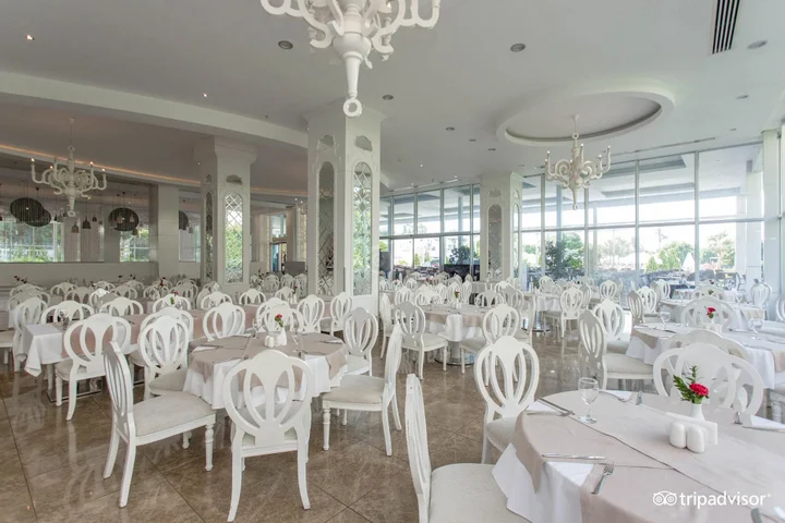 Окурджалар: Отель Q Premium Resort