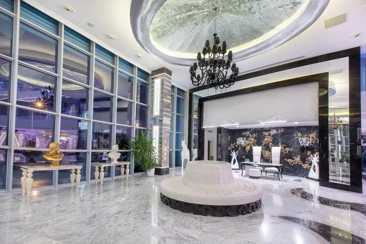 Окурджалар: Отель Q Premium Resort