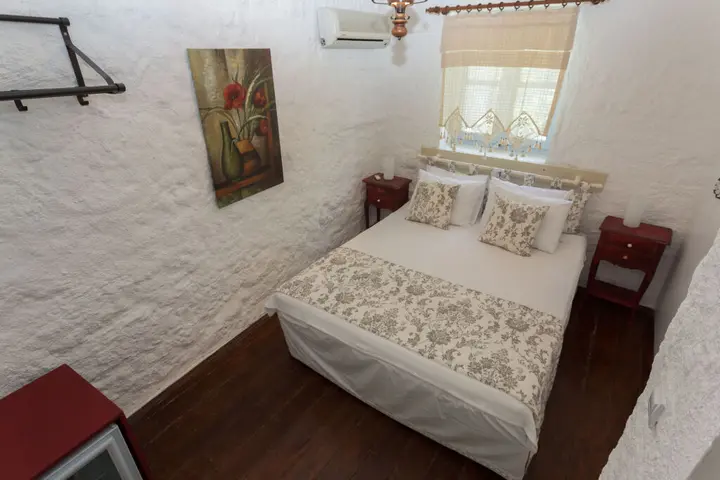 Чешме: Mai Sema Boutique Alacati