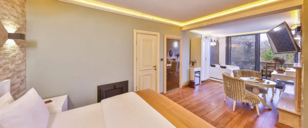 Сайл: Agva Pieria Luxury Hotel