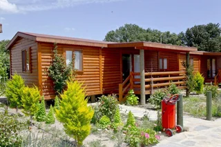 Бодрум: Tiny House With Shared Pool and Balcony in Bodrum