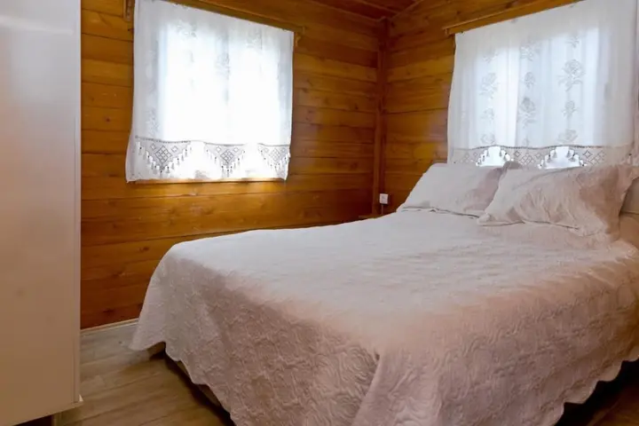 Бодрум: Tiny House With Shared Pool and Balcony in Bodrum
