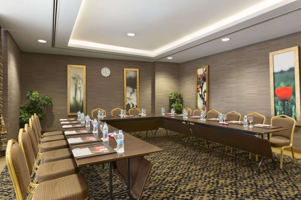 Измит: Ramada Plaza by Wyndham Izmit