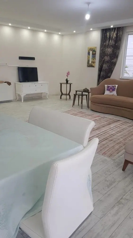 Увезпинар: Luxury Villa 50 m to Beach in Cinarcik