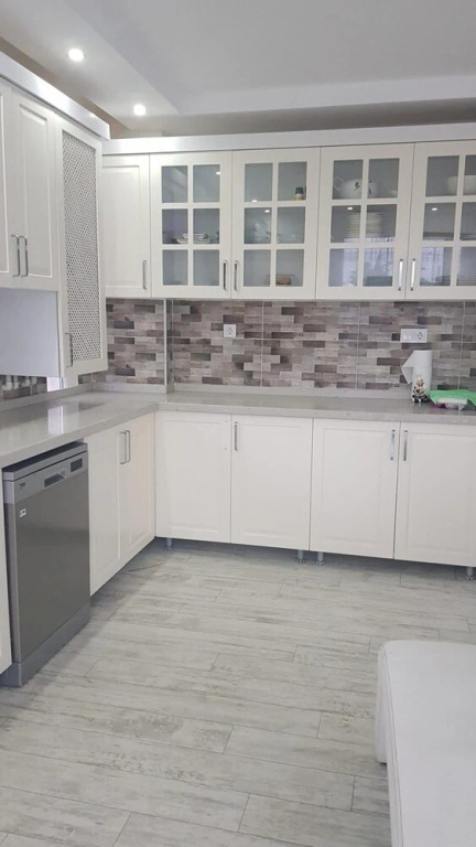 Увезпинар: Luxury Villa 50 m to Beach in Cinarcik