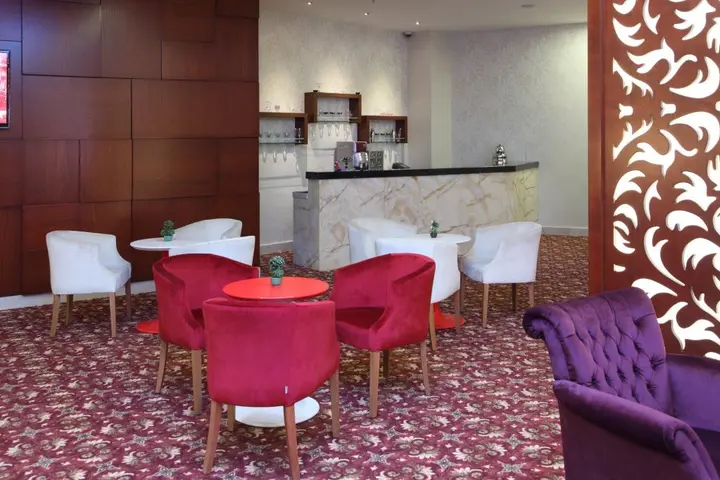 Адана: Otel Senbayrak City