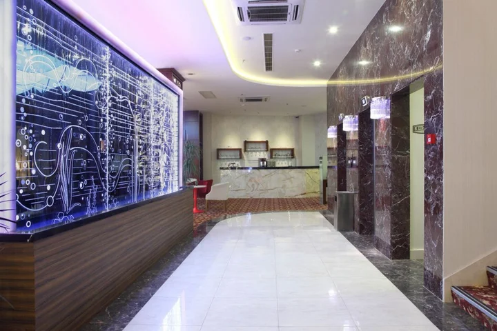 Адана: Otel Senbayrak City