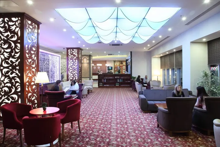 Адана: Otel Senbayrak City