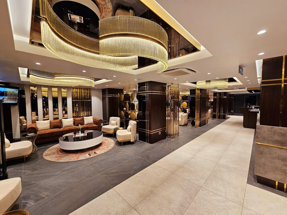Мидьят: Asur Imperial Hotel