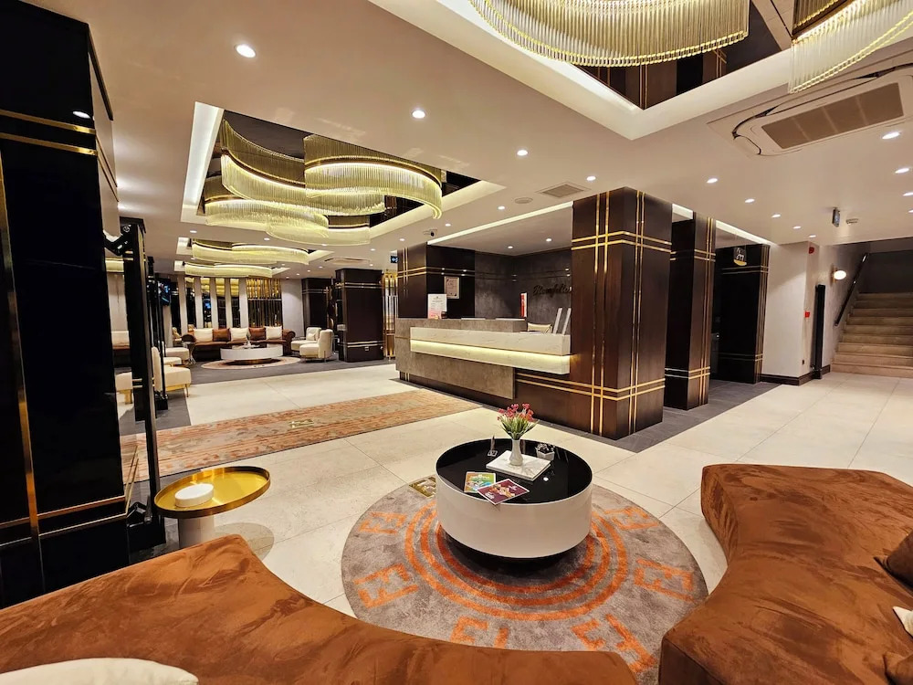 Мидьят: Asur Imperial Hotel