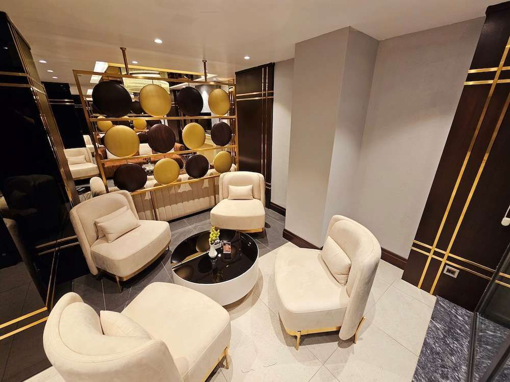 Мидьят: Asur Imperial Hotel