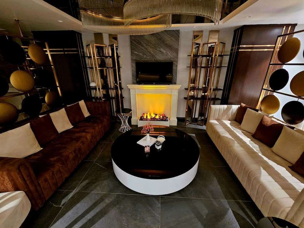 Мидьят: Asur Imperial Hotel