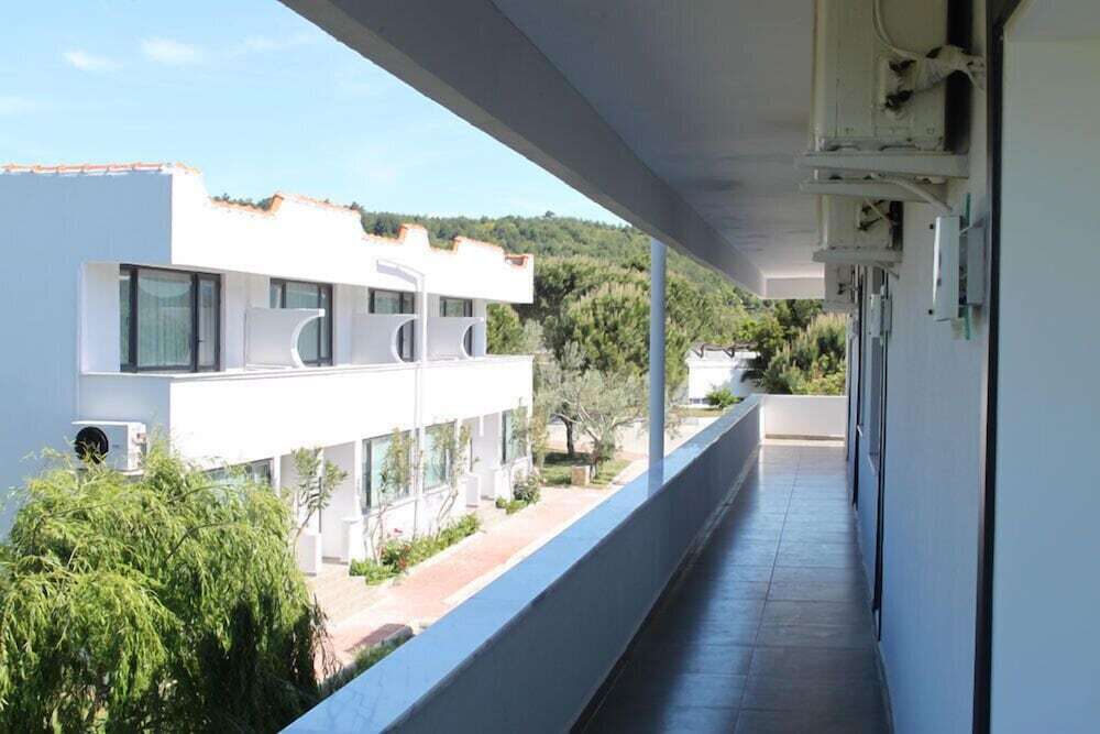 Гузеляли: Kum Hotel