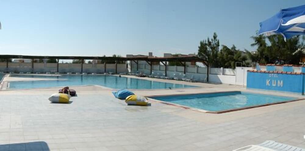 Гузеляли: Kum Hotel