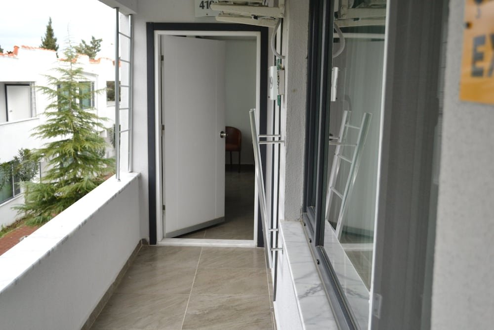 Гузеляли: Kum Hotel
