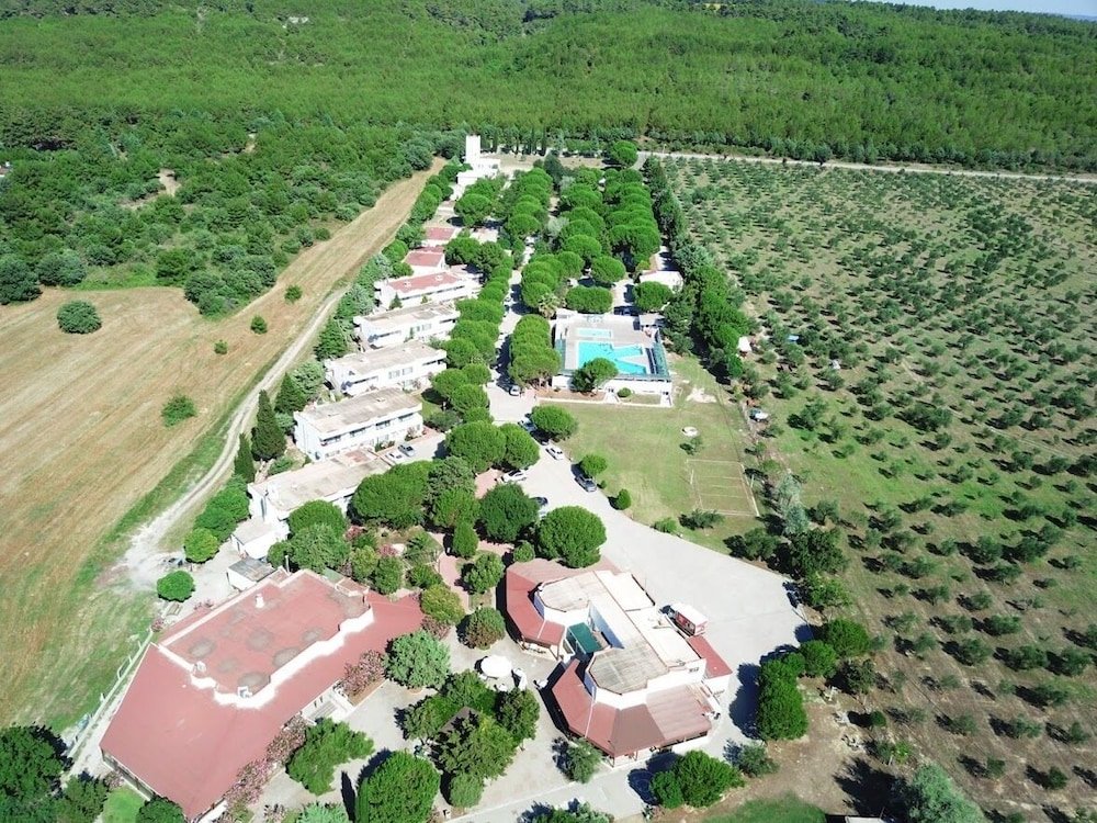 Гузеляли: Kum Hotel