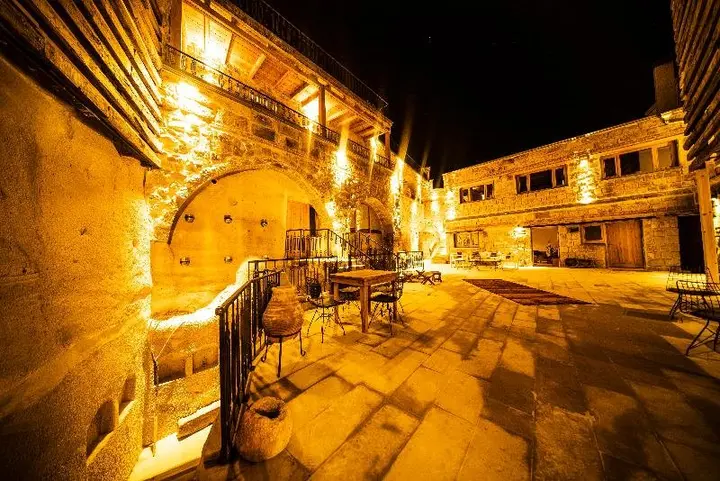 Учисар: Pinhan Suites