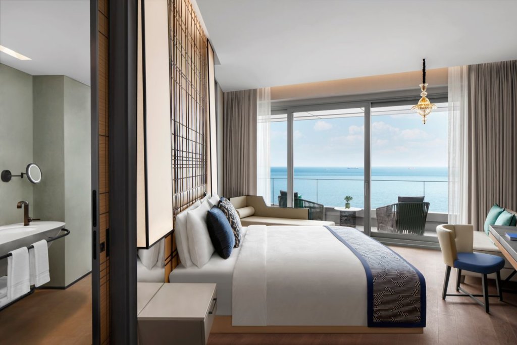 Стамбул: JW Marriott Hotel Istanbul Marmara Sea.