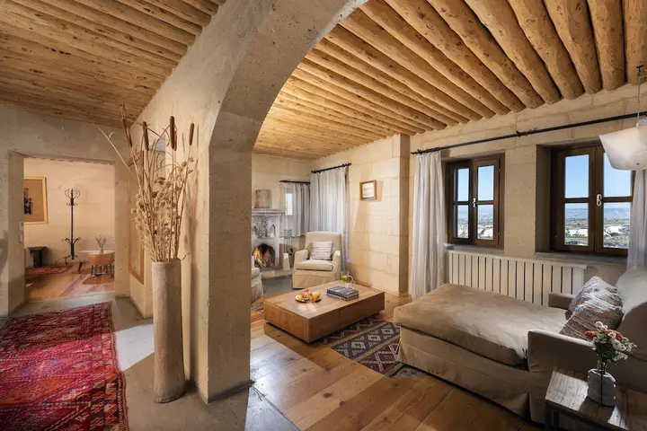 Учисар: Argos in Cappadocia