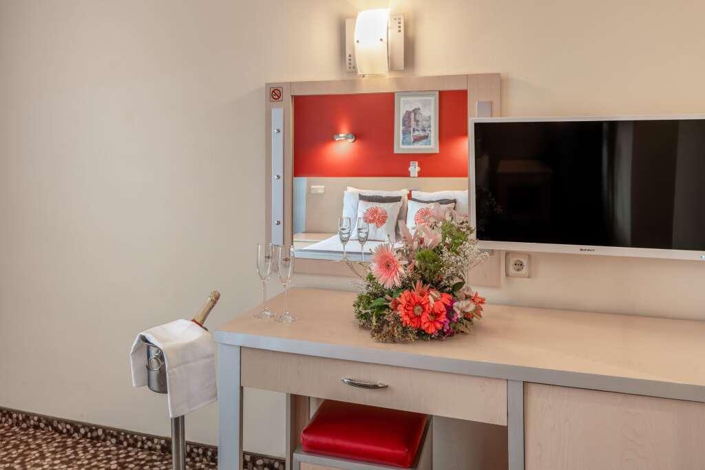 Кемер: Hotel Grand Viking All Inclusive