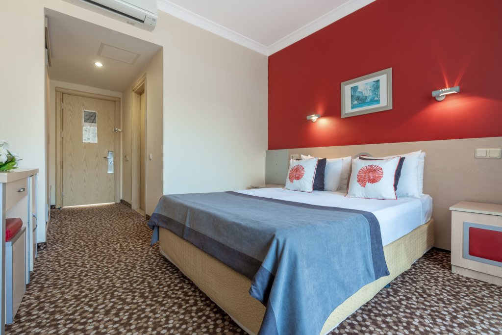Кемер: Hotel Grand Viking All Inclusive