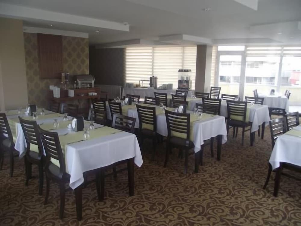 Анкара: Savis Otel