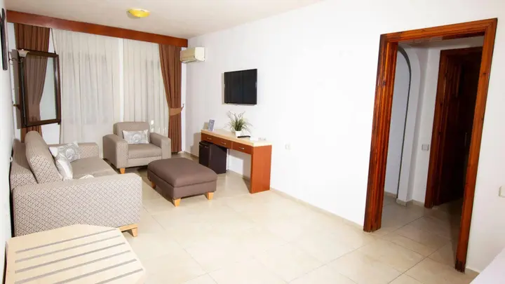 Бодрум: Flora Hotel Bodrum