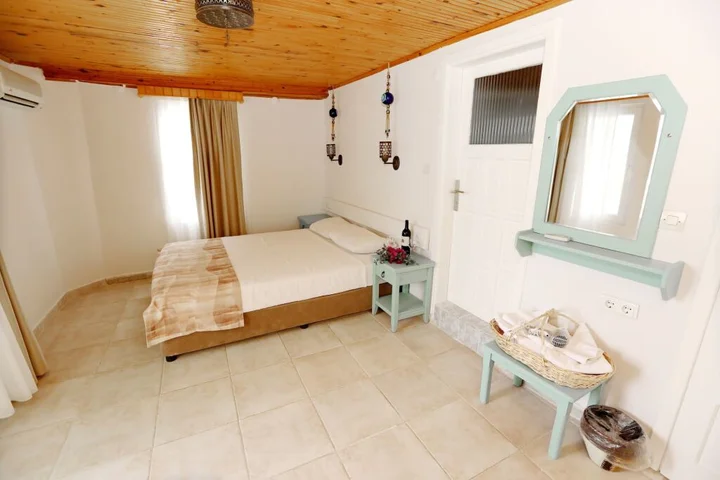 Патара: Golden Lighthouse Hotel