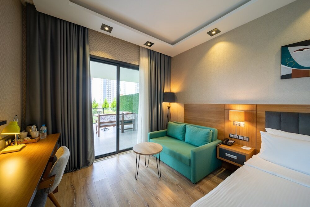Йомра: Holiday Inn Trabzon East, an IHG Hotel