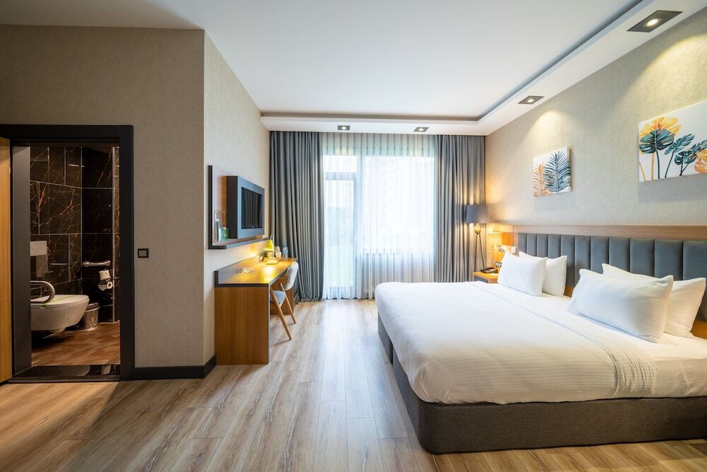 Йомра: Holiday Inn Trabzon East, an IHG Hotel