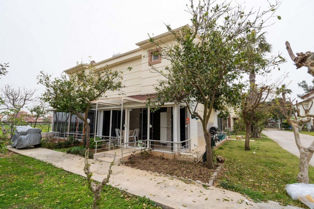 Богазкент: Serene House in Antalya With Shared Pool Garden
