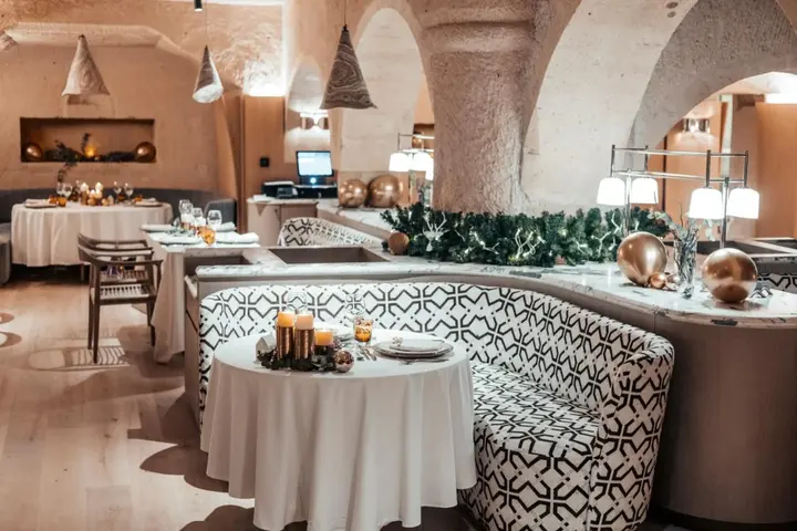 Ургуп: Avantgarde Refined Caves of Cappadocia
